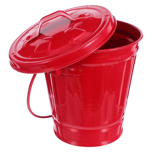 Kleiner abfalleimer mit - kleiner,